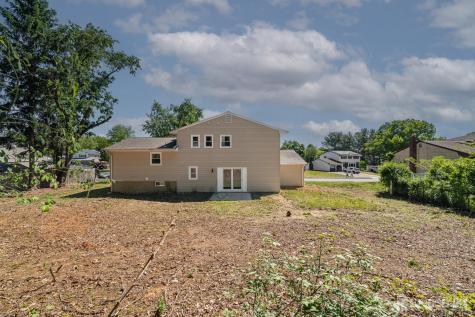 41 Oakwood Drive Sayreville NJ 08859