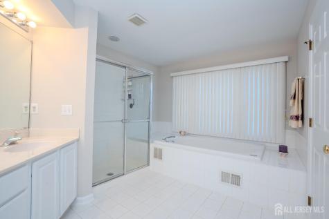 3 Colonial Court Plainsboro NJ 08536