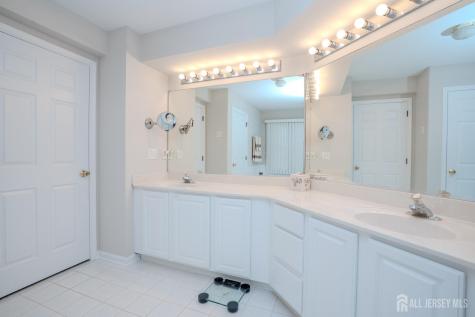 3 Colonial Court Plainsboro NJ 08536