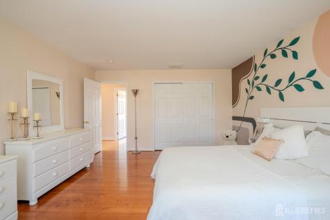 3 Colonial Court Plainsboro NJ 08536