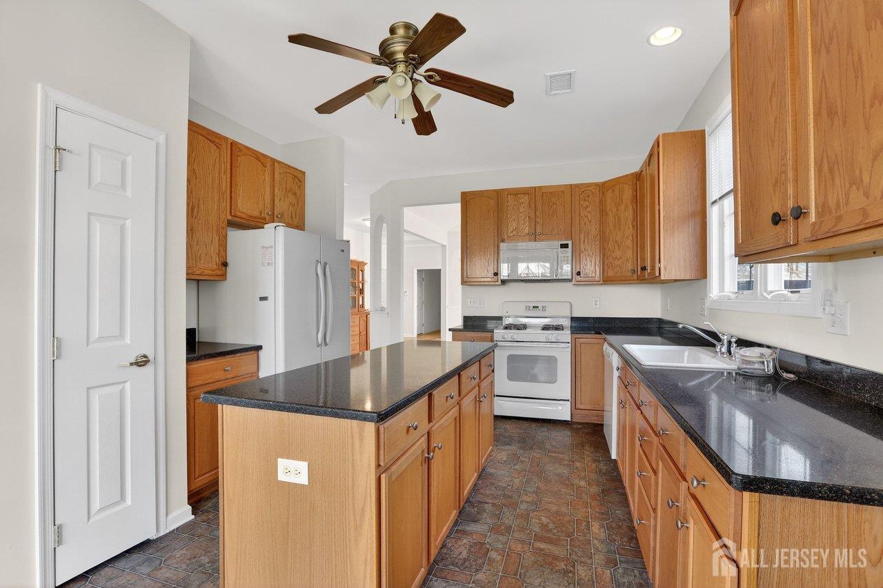 110 Ridgway Drive Bordentown Twp NJ 08505