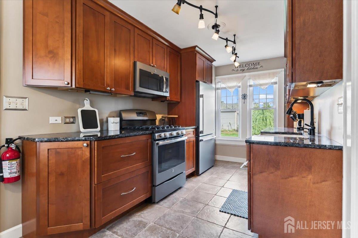 124 W Golf Avenue South Plainfield NJ 07080