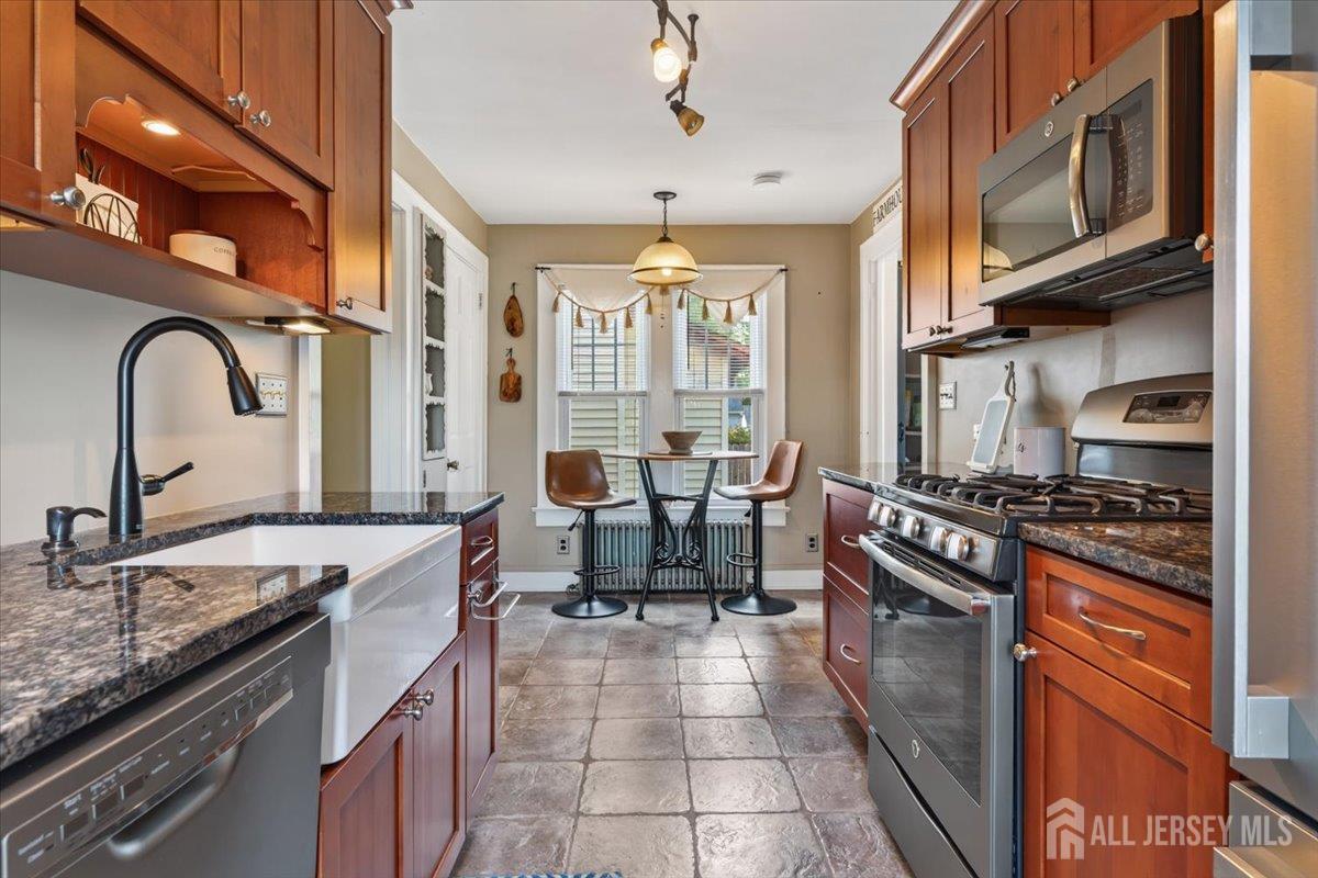 124 W Golf Avenue South Plainfield NJ 07080