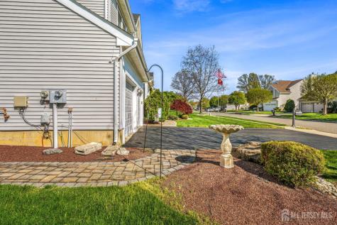 16 Edinburg Circle Old Bridge NJ 07747