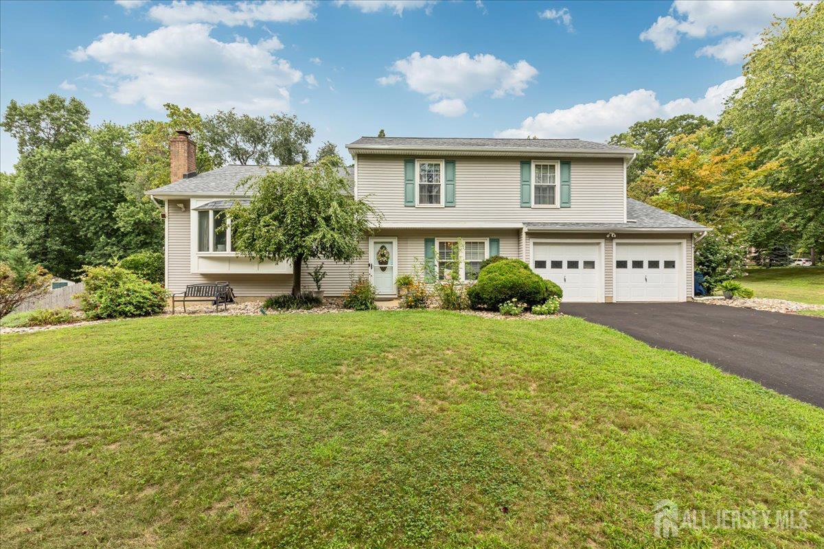 102 Fawn Drive Old Bridge NJ 07747