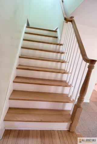 13 Greenwich Road Edison NJ 08820