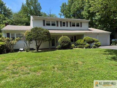 13 Greenwich Road Edison NJ 08820