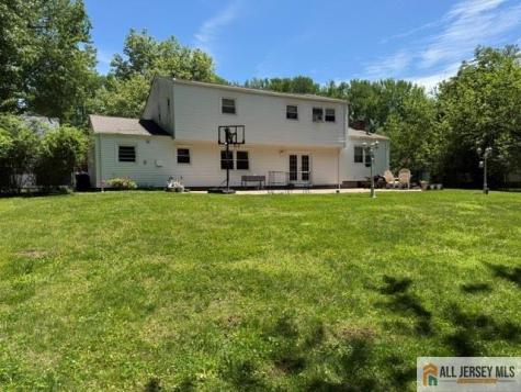 13 Greenwich Road Edison NJ 08820