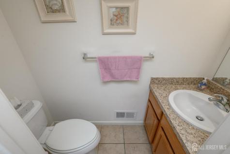 21 Catalina Avenue Barnegat NJ 08005