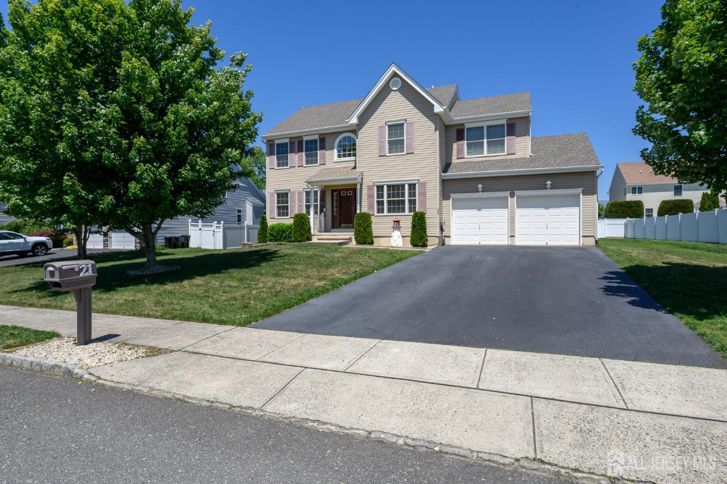 21 Catalina Avenue Barnegat NJ 08005