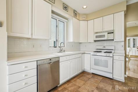 109 Leeds Lane Monroe NJ 08831
