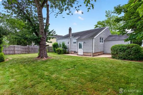 56 Whitman Street Carteret NJ 07008