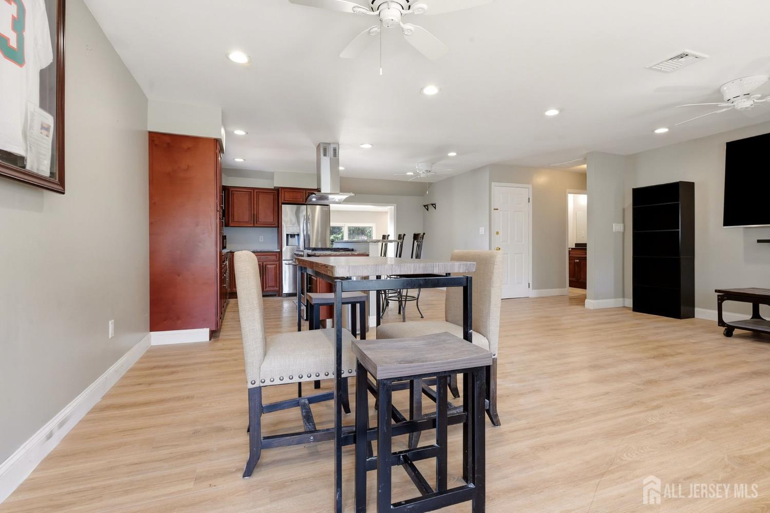 19 Tyndale Avenue Monroe NJ 08831