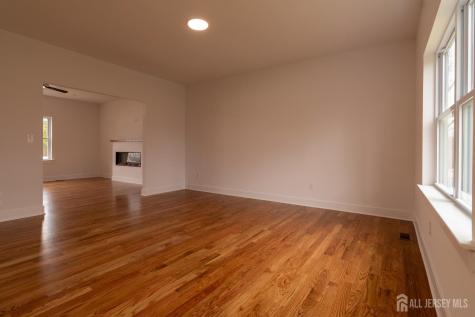 40 Ave I Monroe NJ 08831