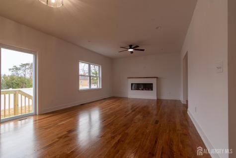 40 Ave I Monroe NJ 08831