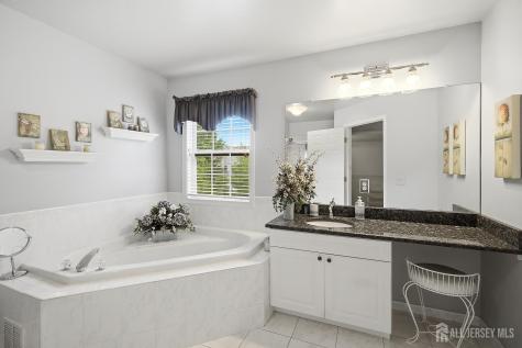 10 Wordsworth Court East Windsor NJ 08520