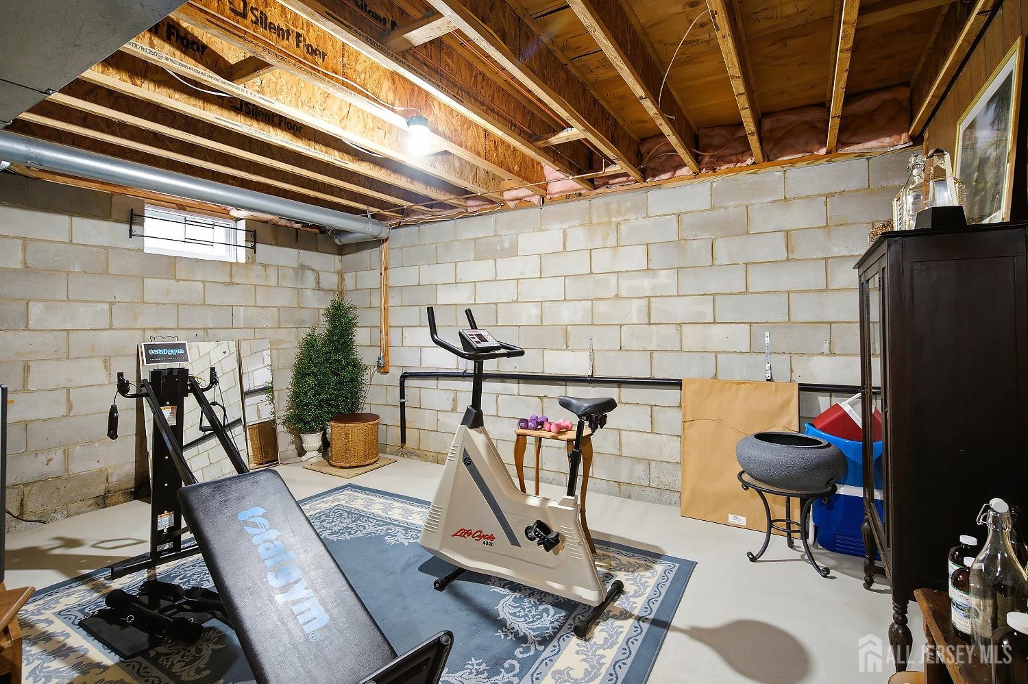 10 Wordsworth Court East Windsor NJ 08520