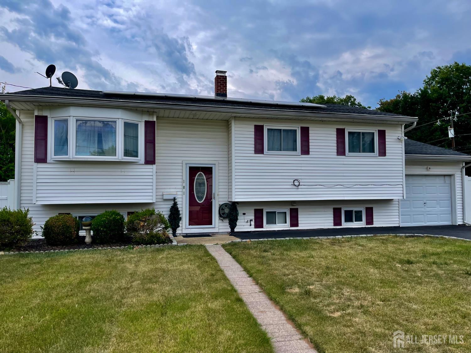 101 Lee Drive Middlesex NJ 08846