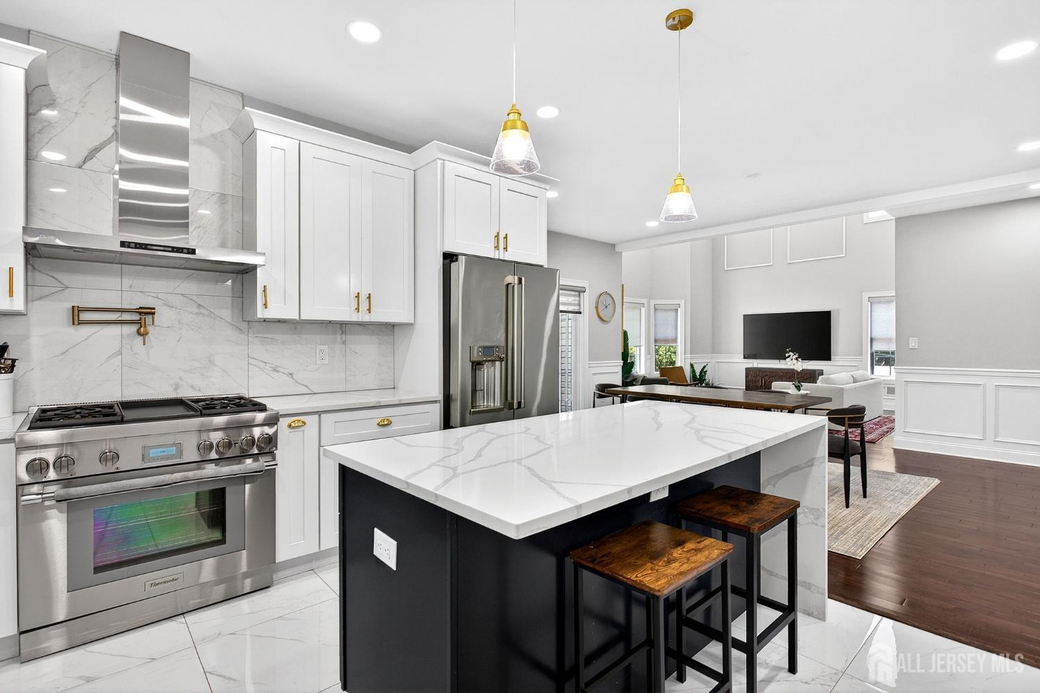 51 Runyon Avenue Edison NJ 08817