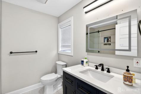 51 Runyon Avenue Edison NJ 08817