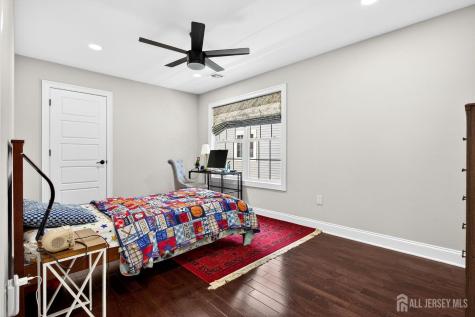 51 Runyon Avenue Edison NJ 08817
