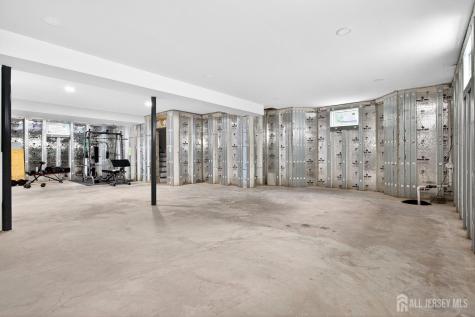 51 Runyon Avenue Edison NJ 08817