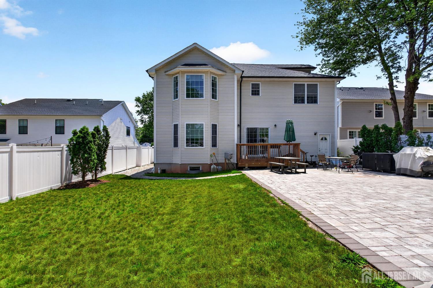 51 Runyon Avenue Edison NJ 08817