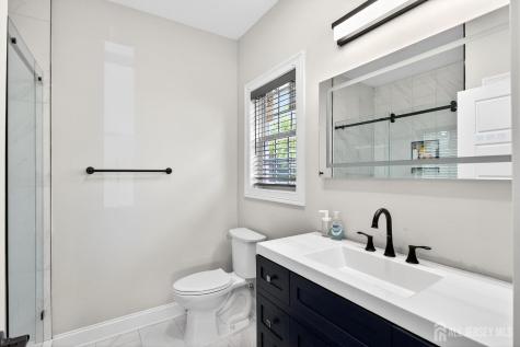 51 Runyon Avenue Edison NJ 08817