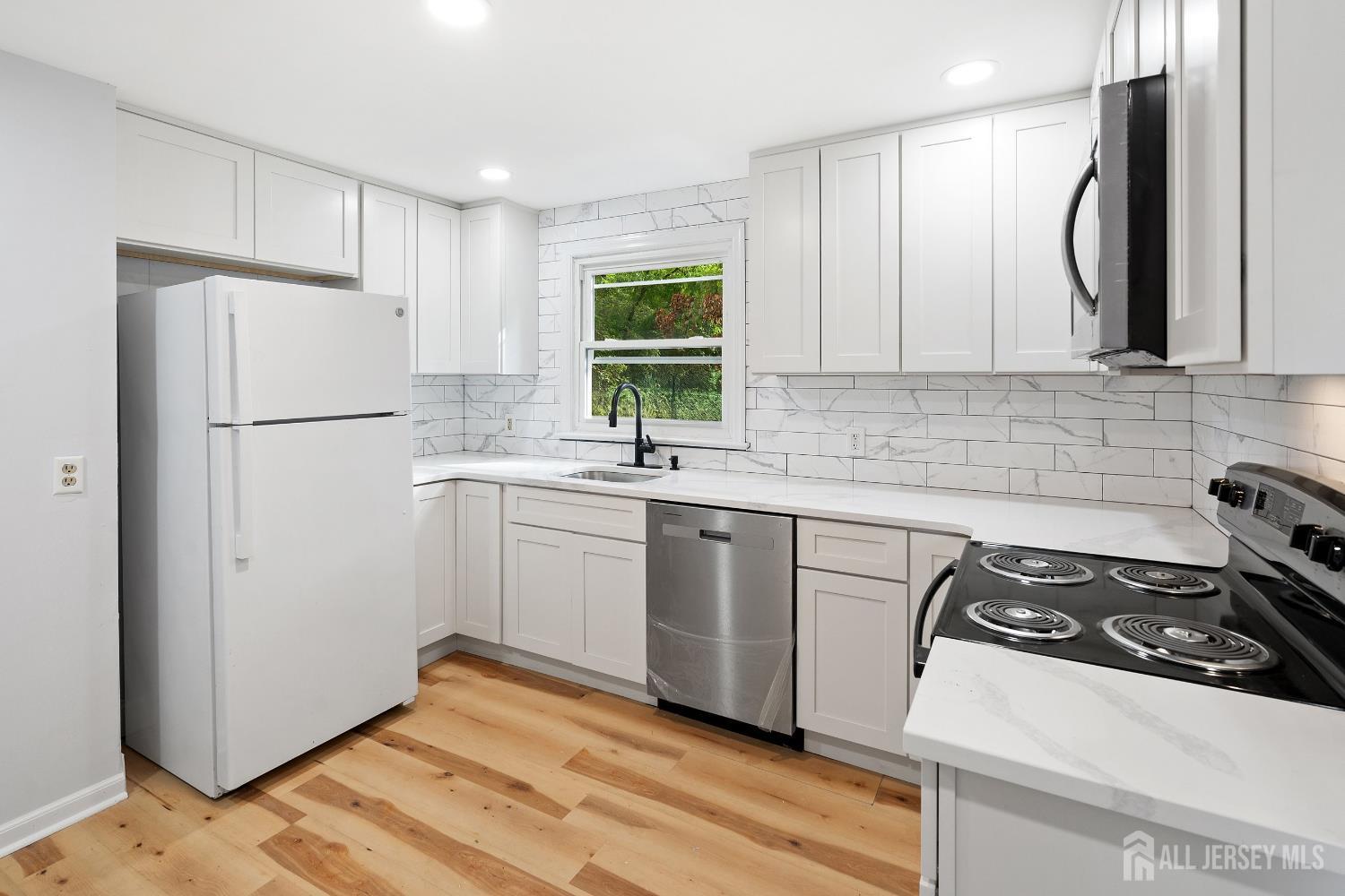 174 Alcoa Avenue Edison NJ 08837