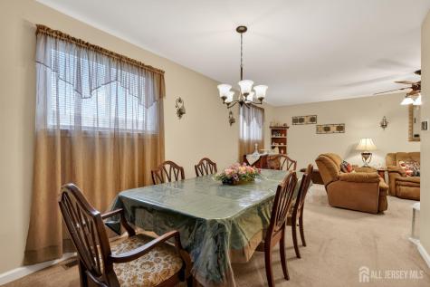 100 Coachman Drive Florence NJ 08505