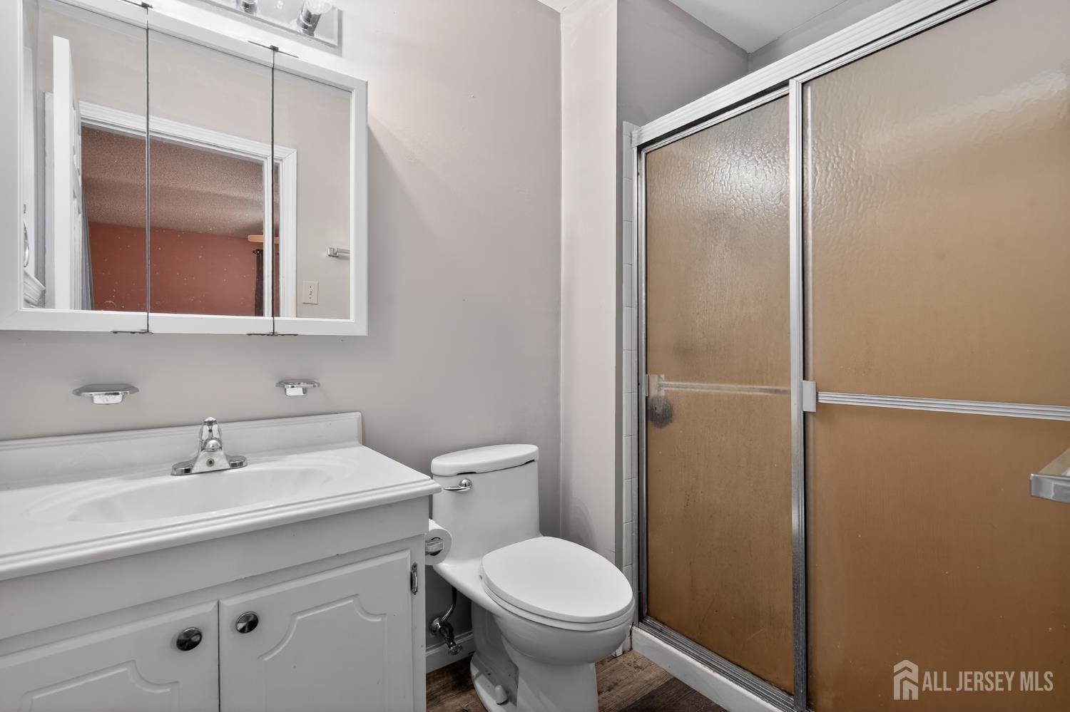 100 Coachman Drive Florence NJ 08505