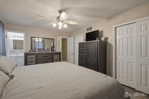 100 Coachman Drive Florence NJ 08505