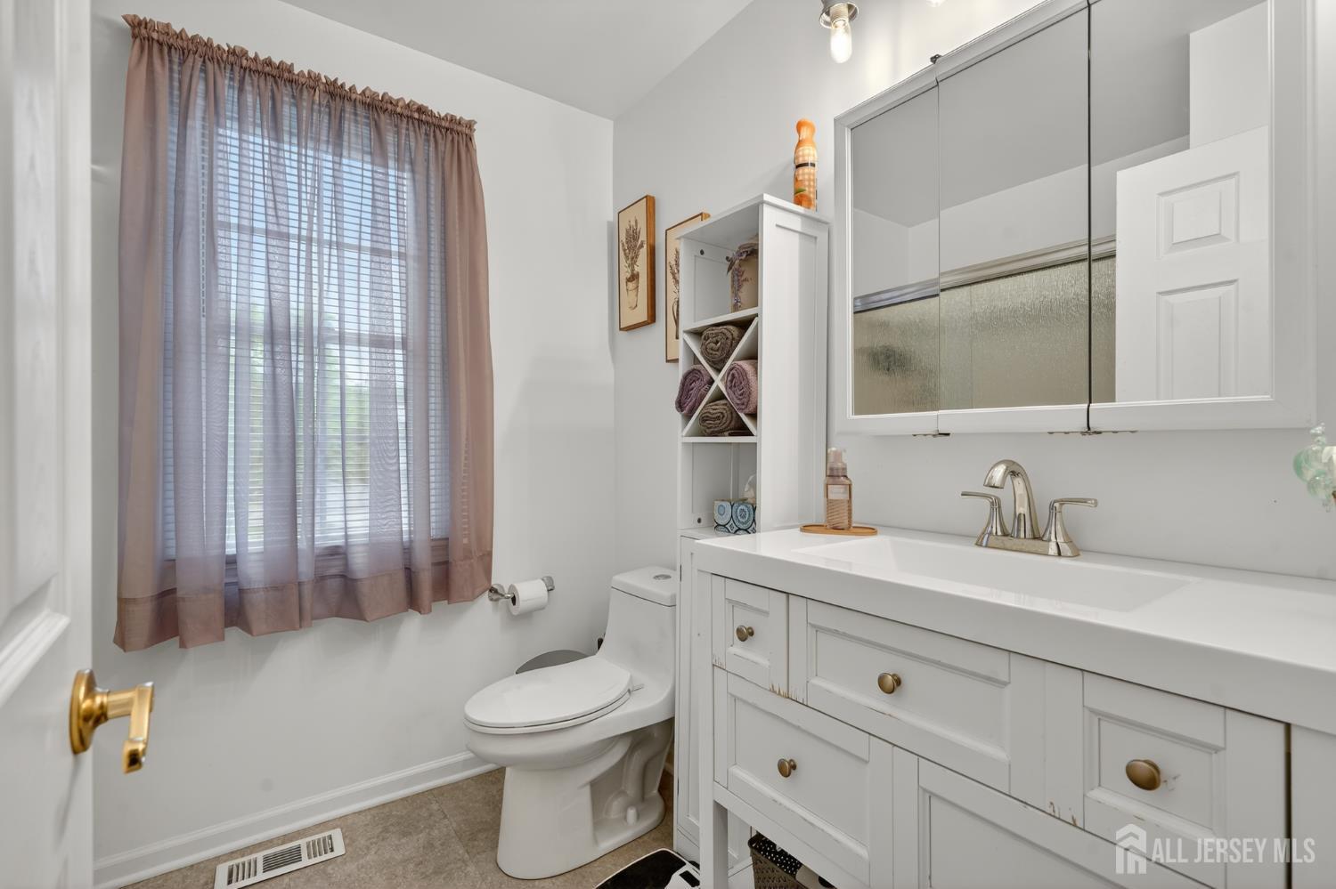 100 Coachman Drive Florence NJ 08505