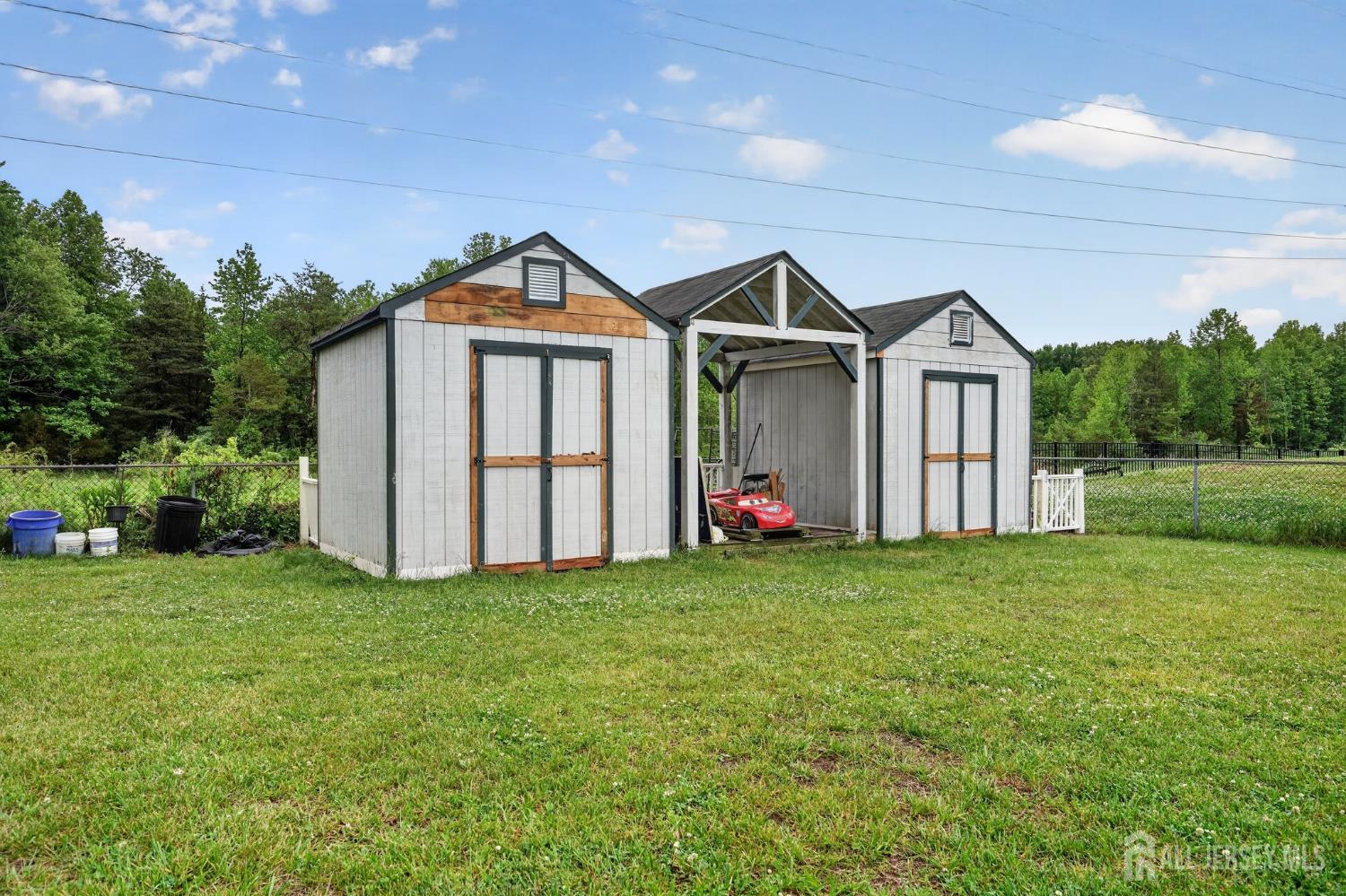 100 Coachman Drive Florence NJ 08505