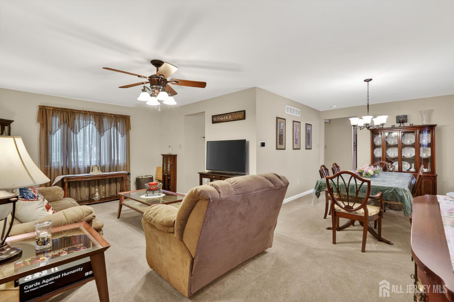 100 Coachman Drive Florence NJ 08505