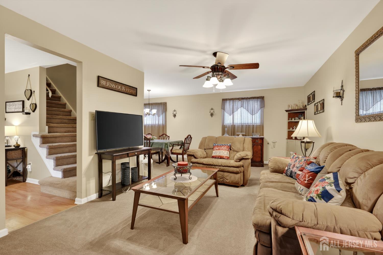 100 Coachman Drive Florence NJ 08505
