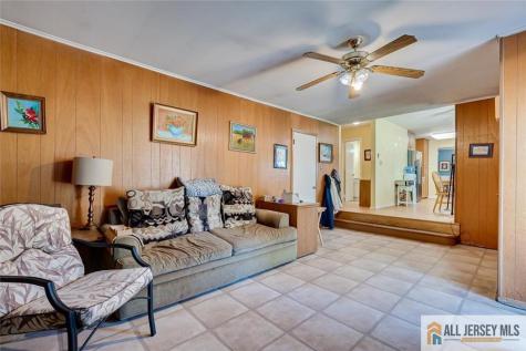 575 Grove Avenue Edison NJ 08820