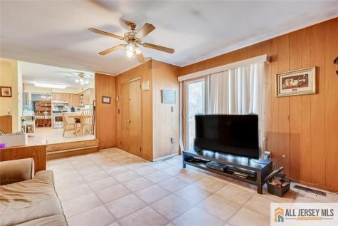575 Grove Avenue Edison NJ 08820