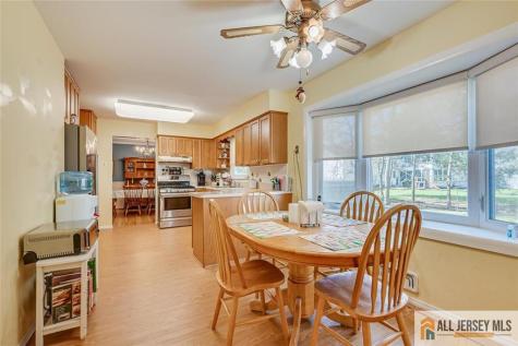 575 Grove Avenue Edison NJ 08820