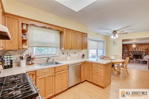 575 Grove Avenue Edison NJ 08820