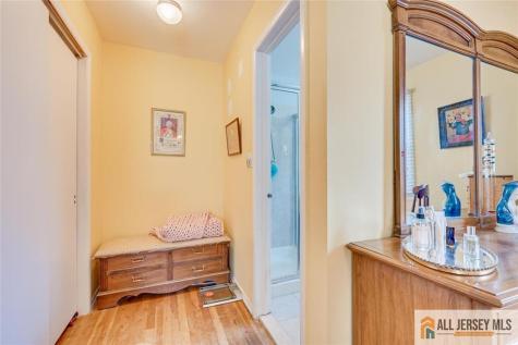 575 Grove Avenue Edison NJ 08820