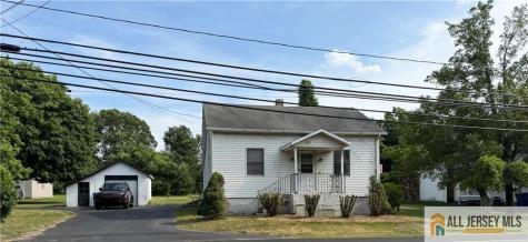85 Pergola Avenue Monroe NJ 08831
