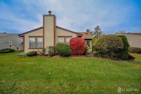 13 Benjamin Franklin Drive Monroe NJ 08831