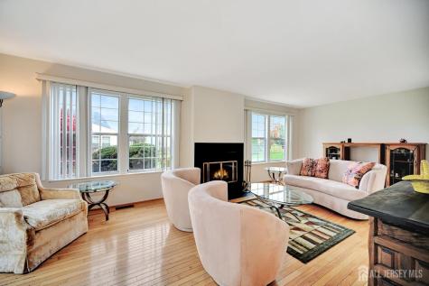 13 Benjamin Franklin Drive Monroe NJ 08831