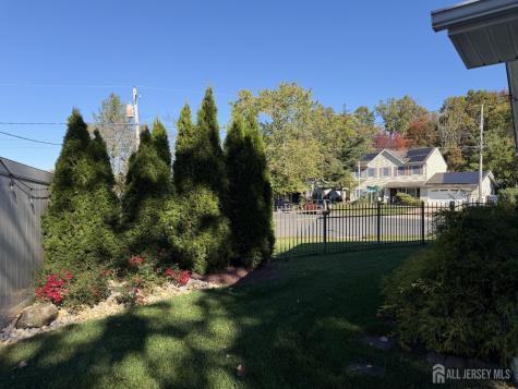 82 Forest Park Terrace Monroe NJ 08831