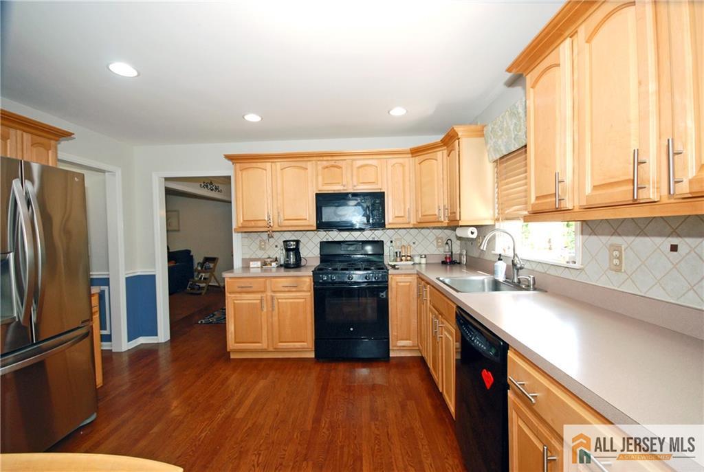 23 10th Street Monroe NJ 08831