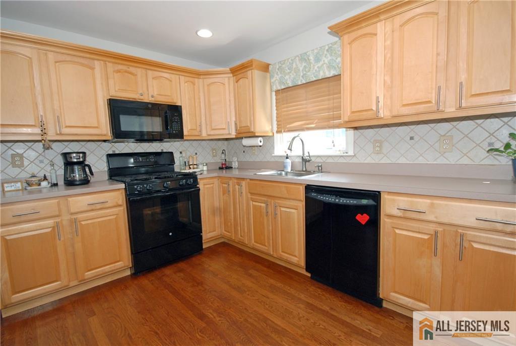 23 10th Street Monroe NJ 08831