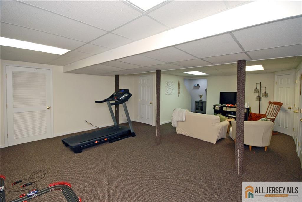 23 10th Street Monroe NJ 08831