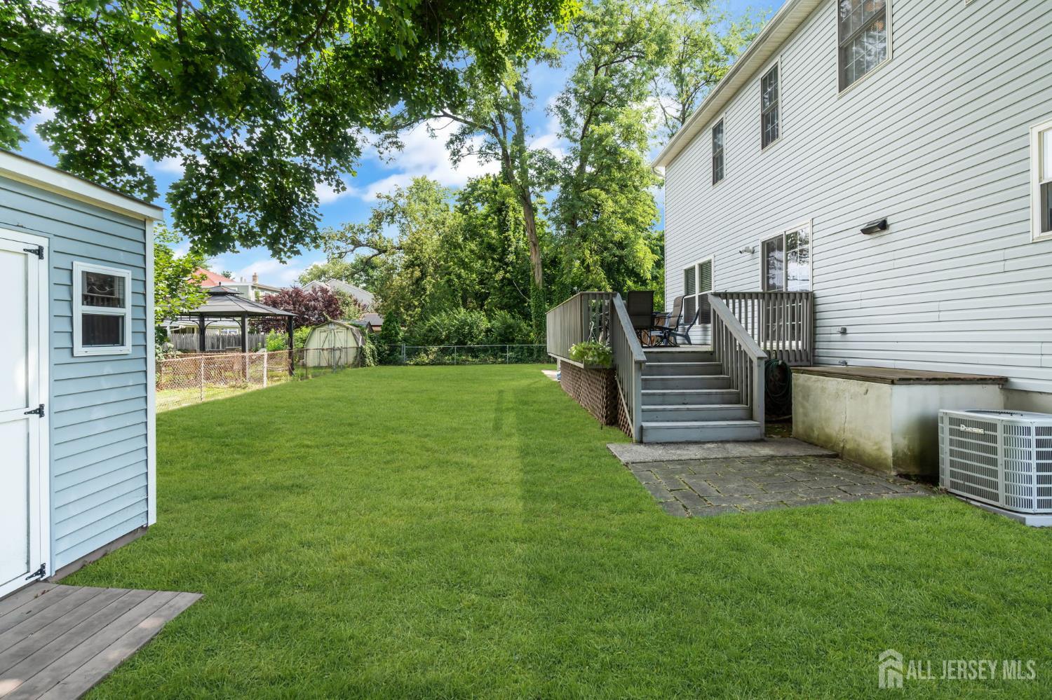 20 June Avenue Hamilton NJ 08619