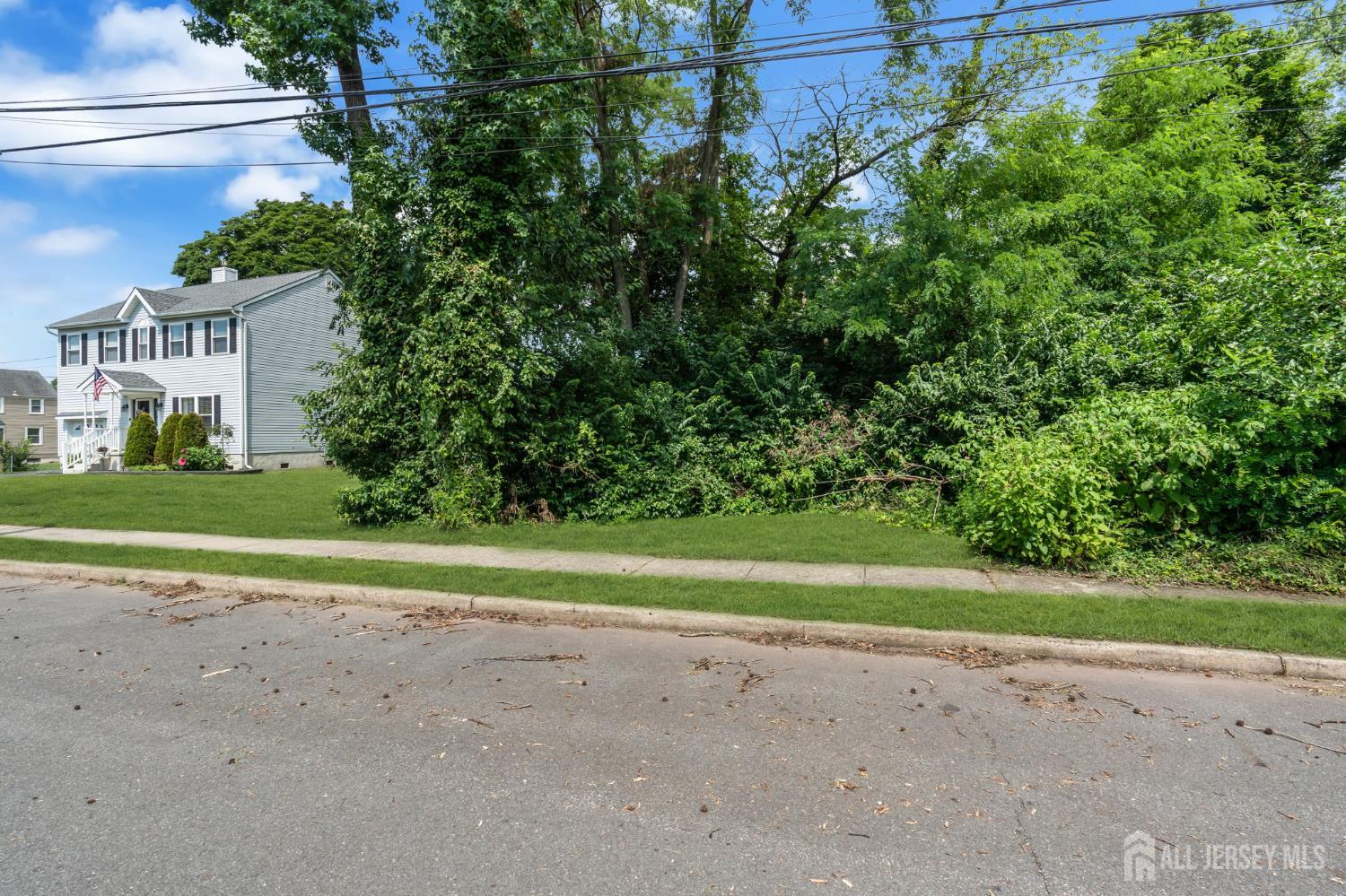 20 June Avenue Hamilton NJ 08619